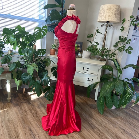 Blondie Nites Red Mermaid Prom Dress - Size 1 - Picture 8 of 16